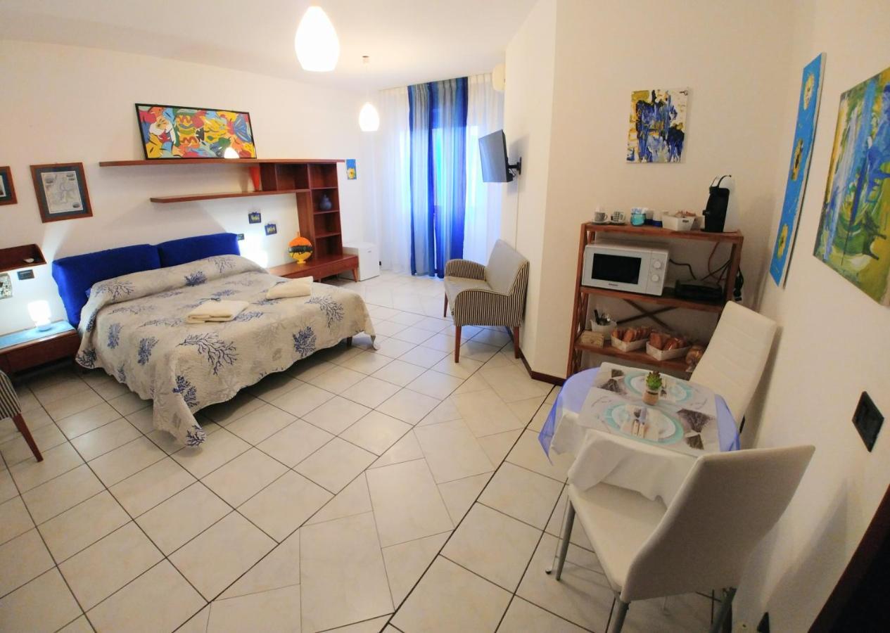 Bed and Breakfast 1 2 3 Stella Альгеро Экстерьер фото